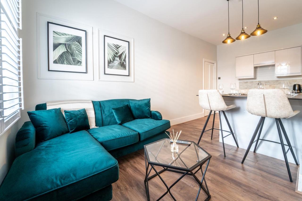 Watergate Penthouse - New 2 Bed Luxury Apartment In City Centre 체스터 외부 사진