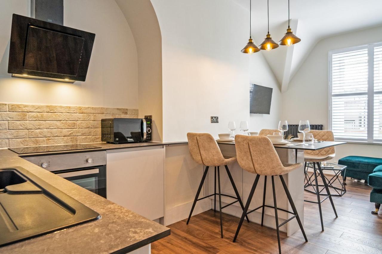Watergate Penthouse - New 2 Bed Luxury Apartment In City Centre 체스터 외부 사진