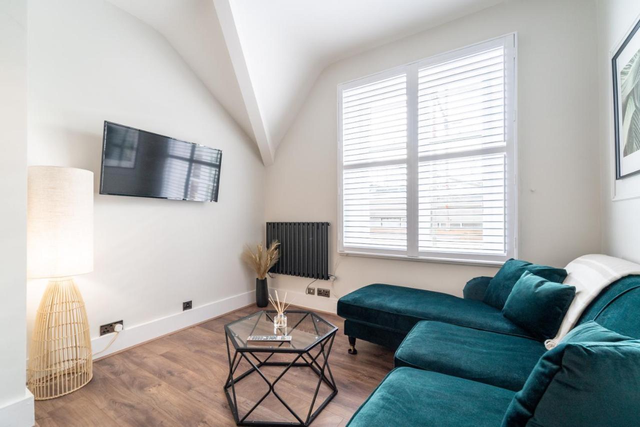 Watergate Penthouse - New 2 Bed Luxury Apartment In City Centre 체스터 외부 사진
