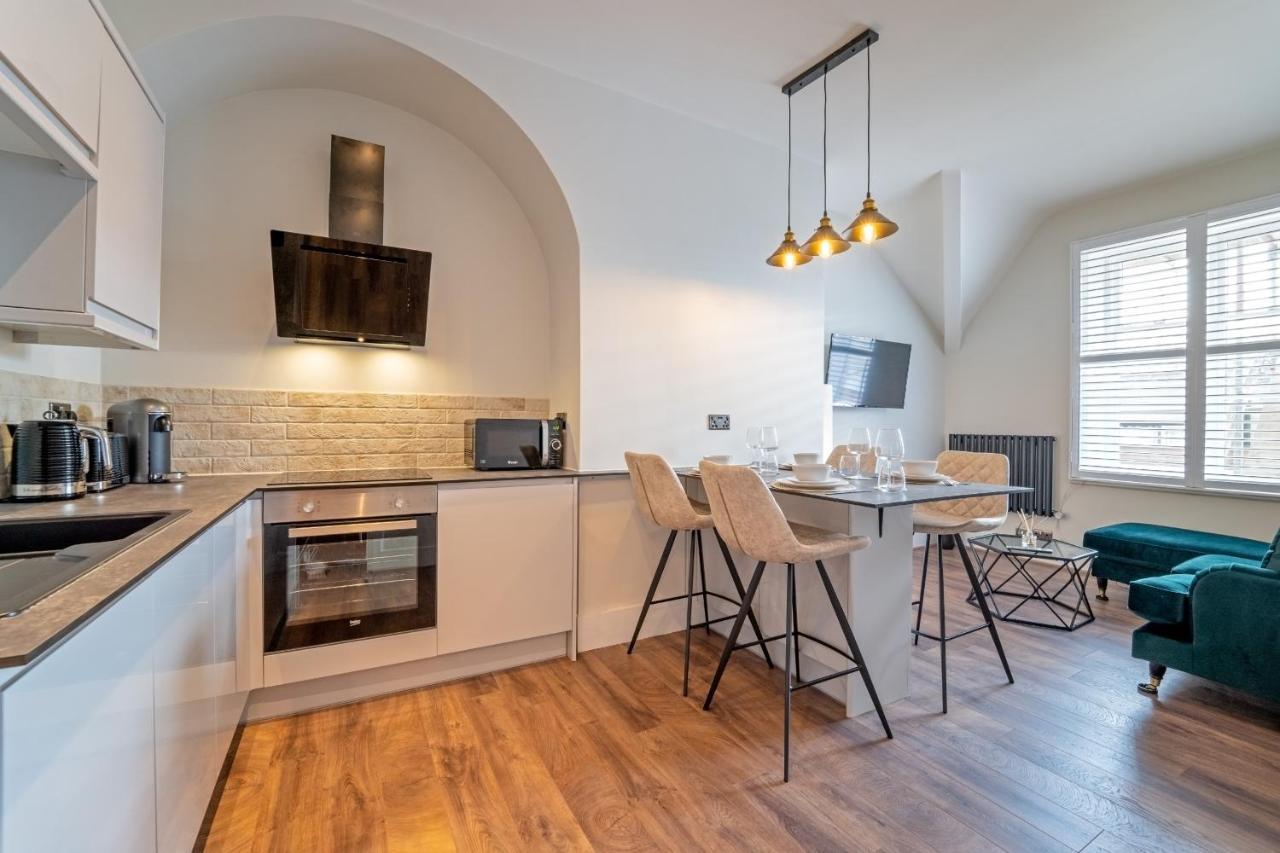 Watergate Penthouse - New 2 Bed Luxury Apartment In City Centre 체스터 외부 사진