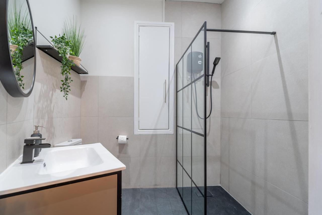 Watergate Penthouse - New 2 Bed Luxury Apartment In City Centre 체스터 외부 사진