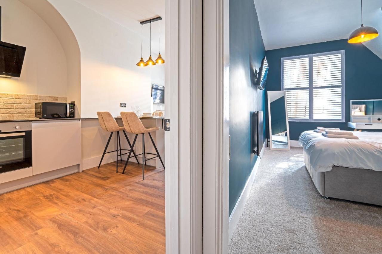 Watergate Penthouse - New 2 Bed Luxury Apartment In City Centre 체스터 외부 사진